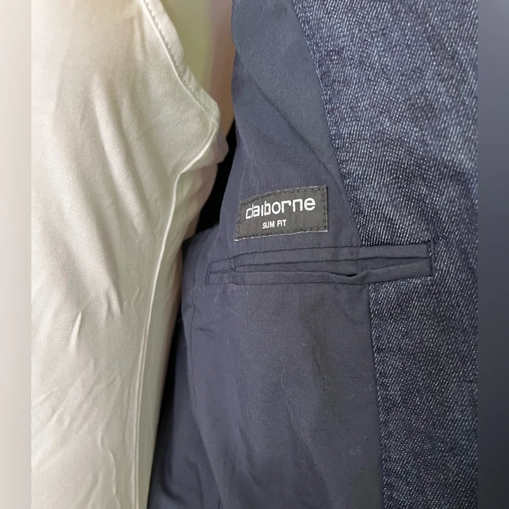Liz Claiborne liz claiborne